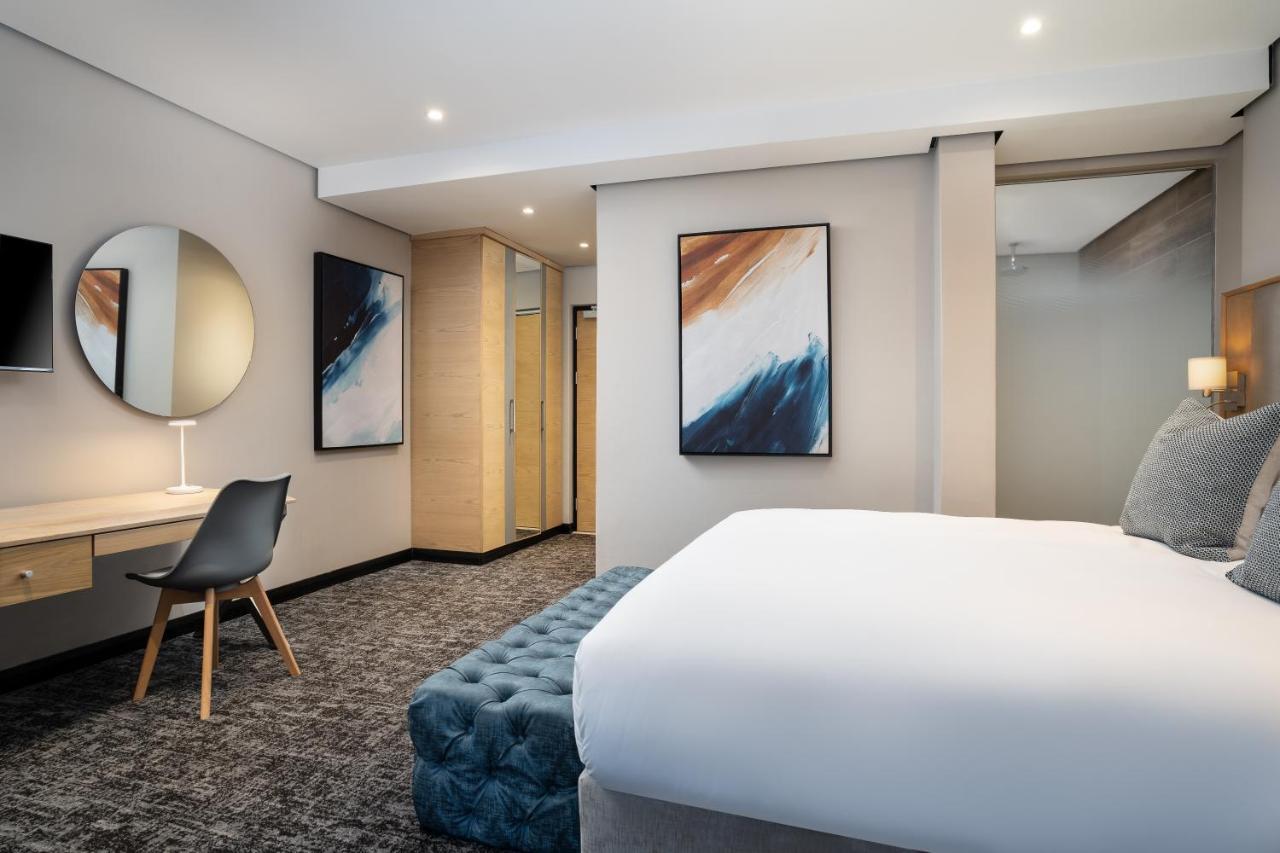 Premier Splendid Inn Umhlanga Durban Exteriör bild